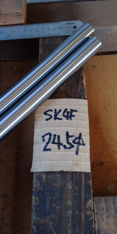 SK4Fドリルロッド　直径24.5mm×定尺2m＝1本、定尺2mを二等分切断